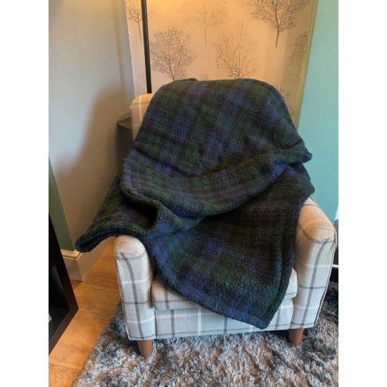 Deluxe Sherpa Fleece Lap Blanket - DOUBLE LAYERED - Blackwatch Tartan