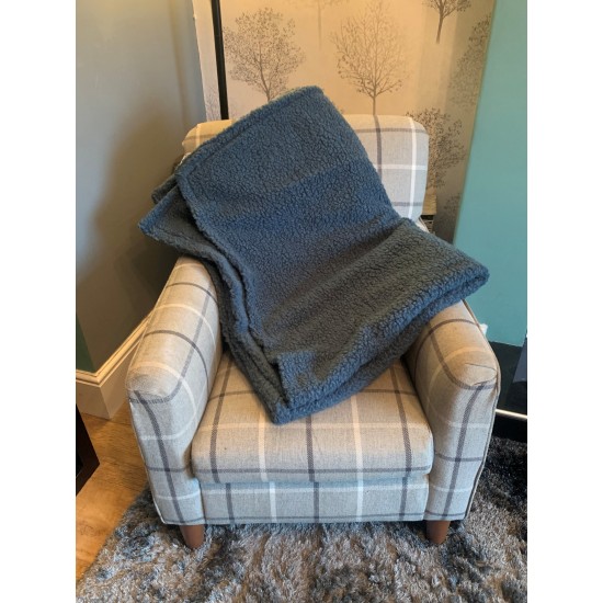Deluxe Sherpa Fleece Lap Blanket - DOUBLE LAYERED - Blue