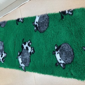 Clearance PnH Veterinary Bedding - NON SLIP - Green Cows - 100cm x 50cm