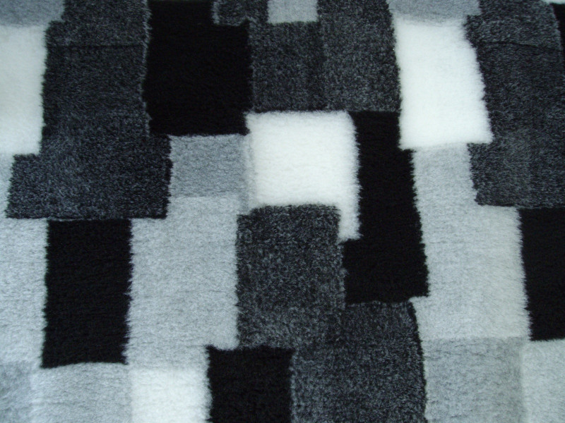 Clearance PnH Veterinary Bedding - NON SLIP - Grey Patchwork - 75cm x 50cm