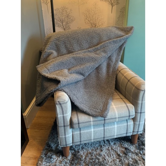 Deluxe Sherpa Fleece Lap Blanket - DOUBLE LAYERED - Grey