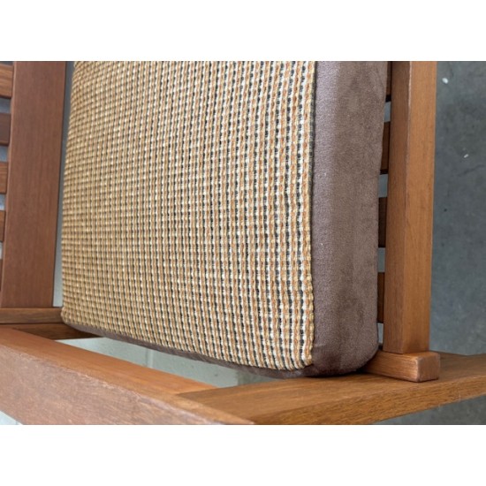 4ft Clearance Bench Cushion - Mustard with Brown Sides