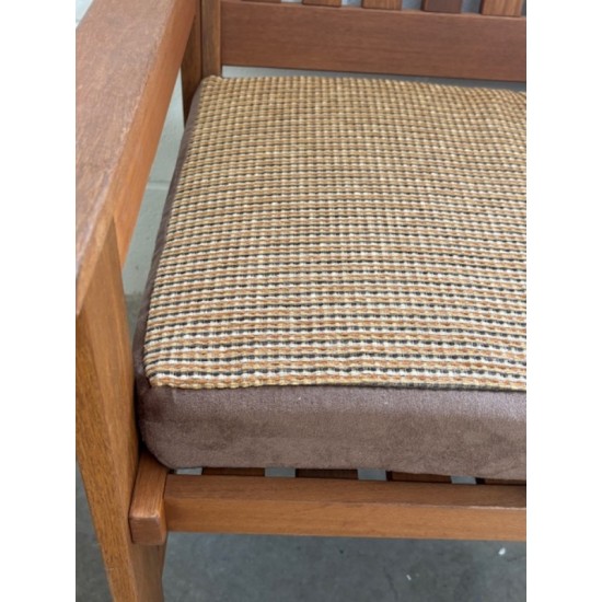5ft Clearance Bench Cushion - Mustard with Brown Sides
