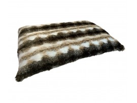 Luxury Faux Fur Cushion Dog Bed - Striped Wolf