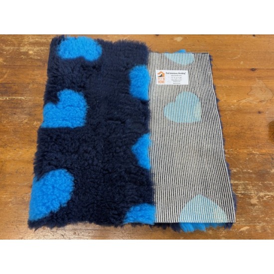 Clearance PnH Veterinary Bedding - NON SLIP - Blue with Teal Hearts - 73cm x 50cm