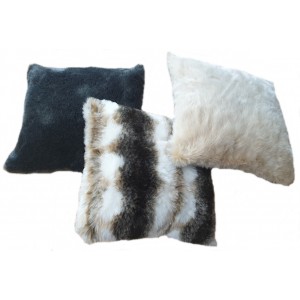 Faux Fur Scatter Cushion - Cream Fox - 45cm x 45cm Faux Fur Scatter Cushion - Cream Fox - 45cm x 45cm